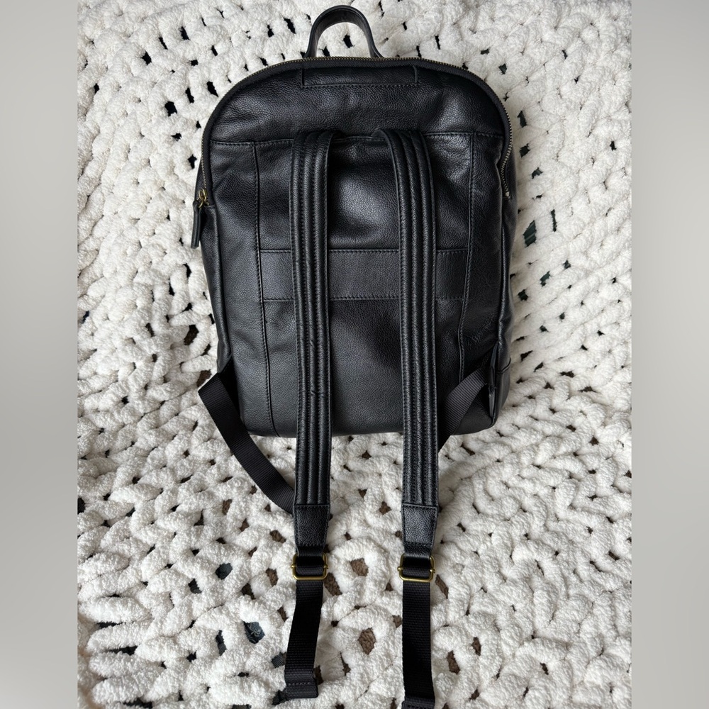 Fossil Sherri Leather Backpack. EUC!! - Picture 3 of 15
